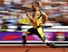 IM Sport-冷门之夜，热力全开，阿方索·戴维斯一剑封喉，泰国队用默契书写C组神话