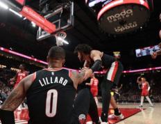 IM体育app-开拓者击败小牛，利拉德上演压哨绝杀