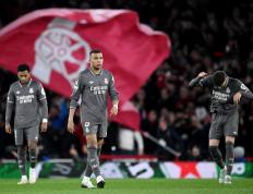 IM体育网页版登录入口-阿森纳遭遇连败，欧冠出线形势堪忧