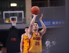 IM体育官方网-山西汾酒队平深圳队，继续保持稳定战绩