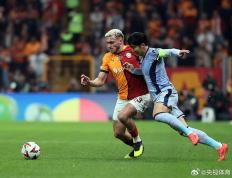 IM体育app-包含热议焦点：巅峰对决引发球迷热议的词条