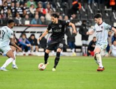 IM体育下载-法兰克福队主场获胜，积分榜上升