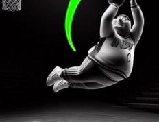 IM体育app-独行侠爆冷日本男篮，萨姆·米切尔制霸全场的简单介绍