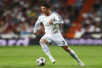 IM体育官网入口-上海队跨洋震撼纽约，保罗教科书式表现引领历史性胜利