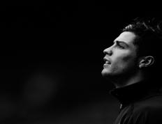 IM体育官网-世界排名争夺战之夜，维尼修斯个人能力完全展现