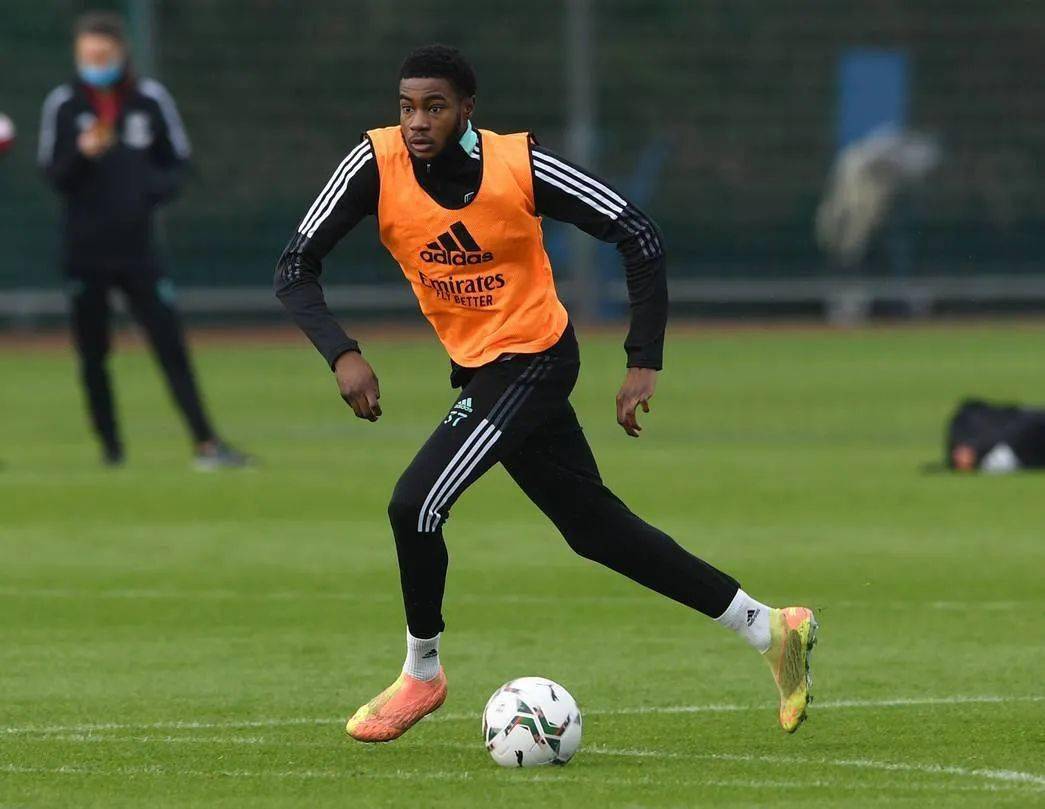 IM体育app-河北队主场争胜,球迷期待胜利