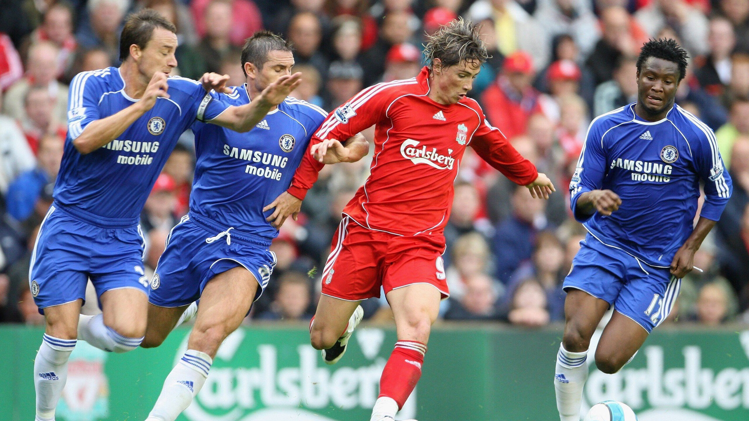 IM体育社区互动入口-新赛季F1揭幕战，赛道上的极速与赛道外的封锁—南非与喀麦隆的意外交集