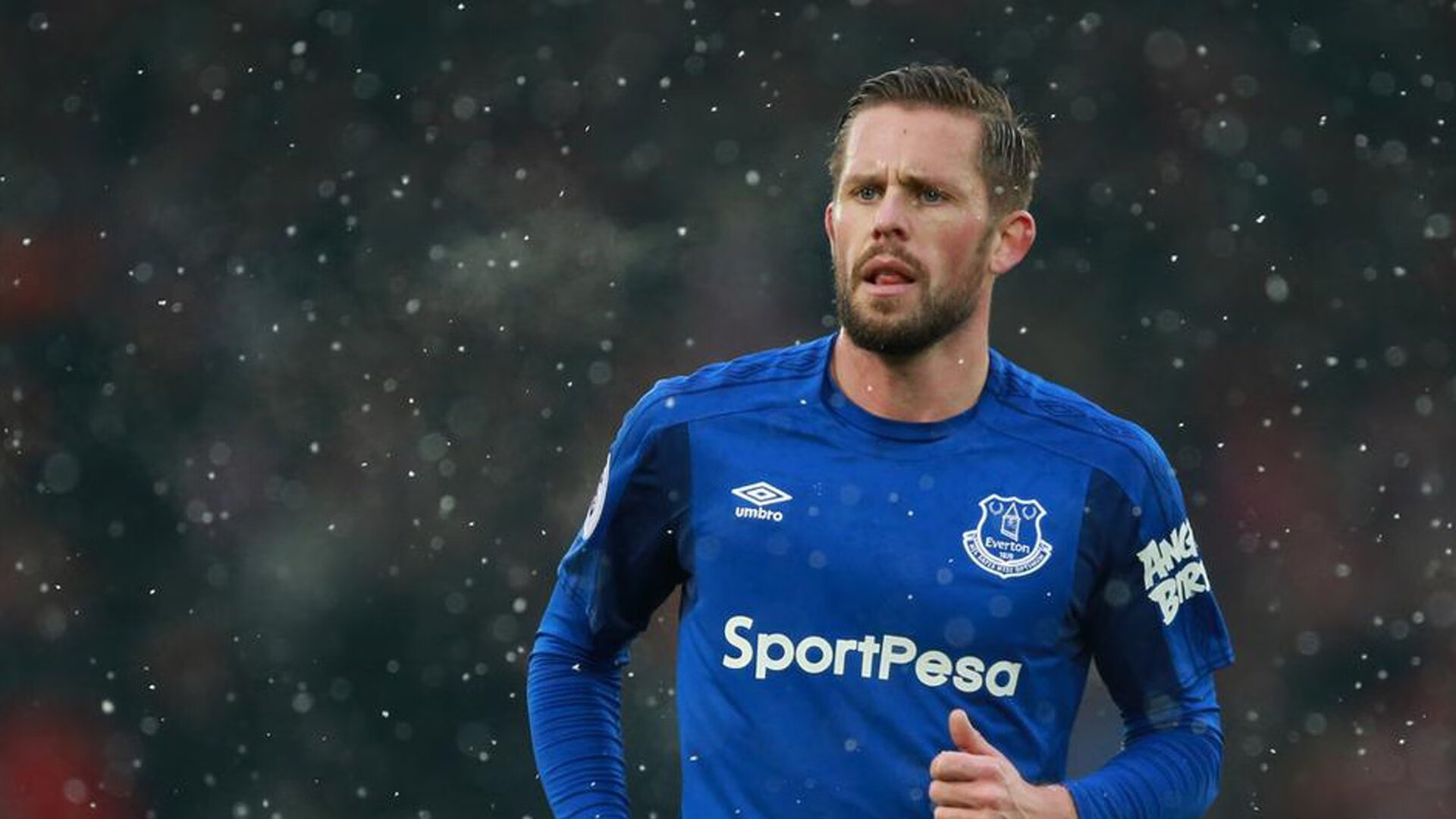 IM体育社区互动入口-波尔惊艳四座,英格兰队碾压韩国队,一场技术与战术的完胜